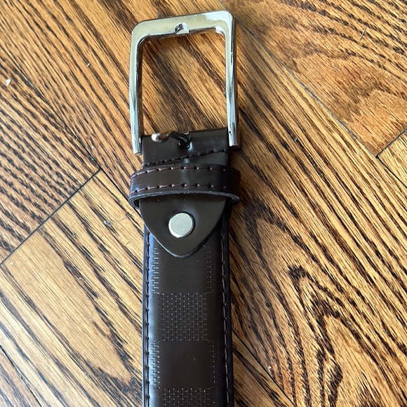 NWOT  leather belt, Large - Picture 5 of 11